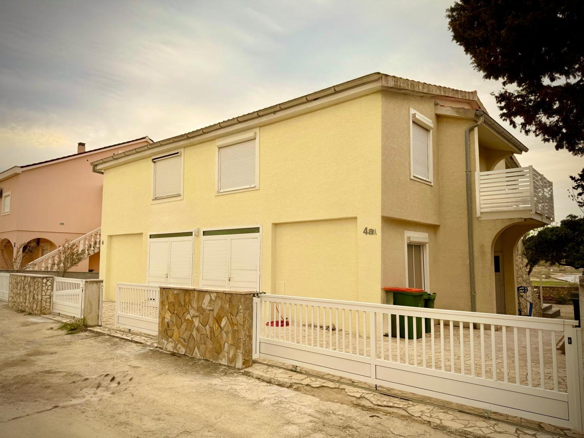 Casa Mare Rtina Garten Zwei Baeder Eg Exterior foto