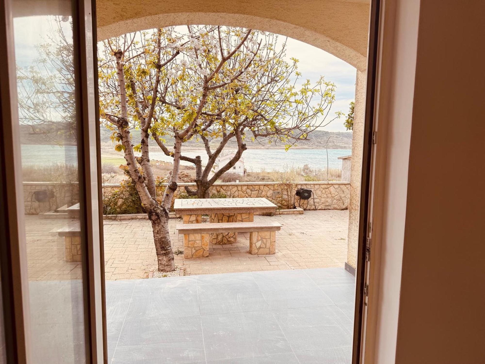 Casa Mare Rtina Garten Zwei Baeder Eg Exterior foto